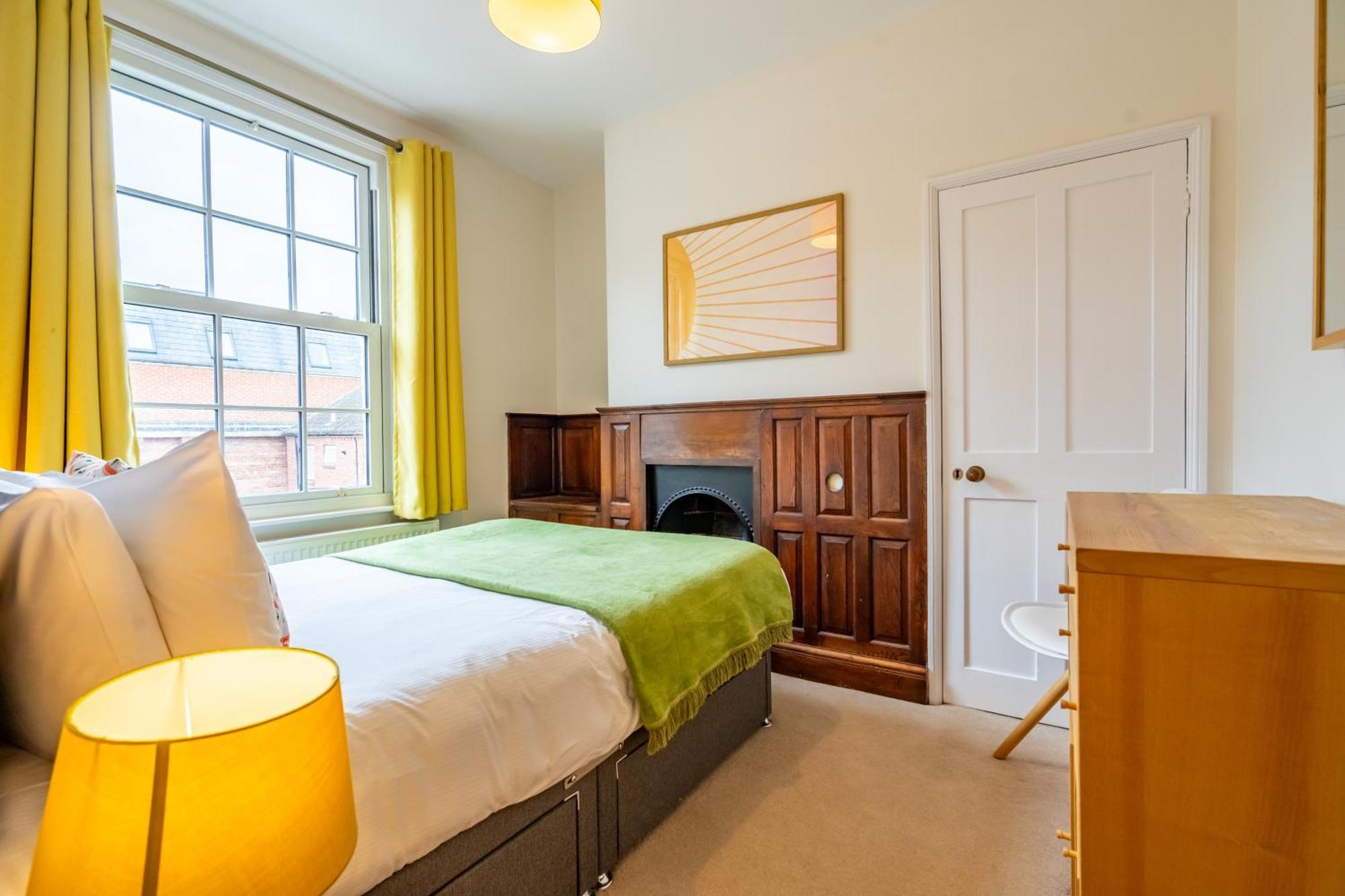Buckingham Townhouse *